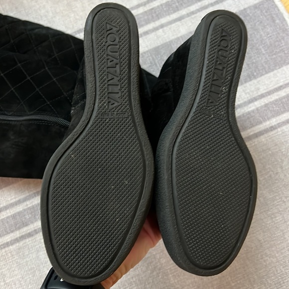 Aquatalia black suede, tall Calli quilted, fur-lined, tall, wedge boot size 6 - Picture 4 of 4